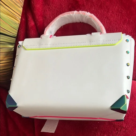 Michael Kors White and Blue Satchel with Structured Shape and blue-green Clasp - Picture 3 of 4